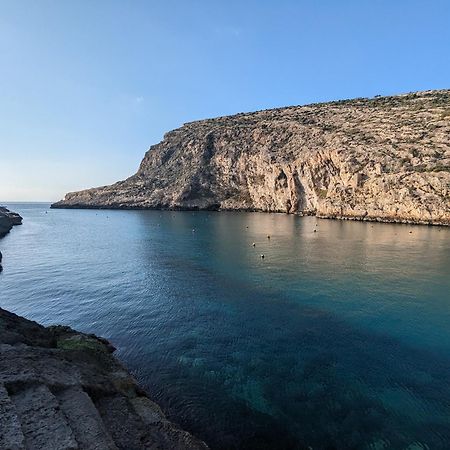 Seaview 2-Bedroom Apartment In Xlendi Bagian luar foto