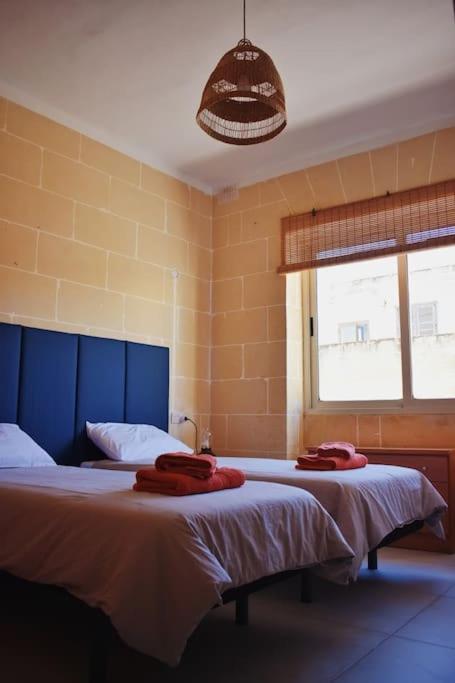 Seaview 2-Bedroom Apartment In Xlendi Bagian luar foto